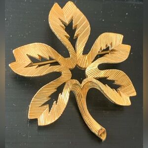 Trifari gold tone leaf pin